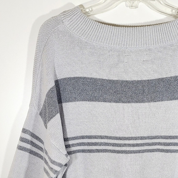 Lucky Brand Women’s gray black striped sweater - Picture 8 of 13